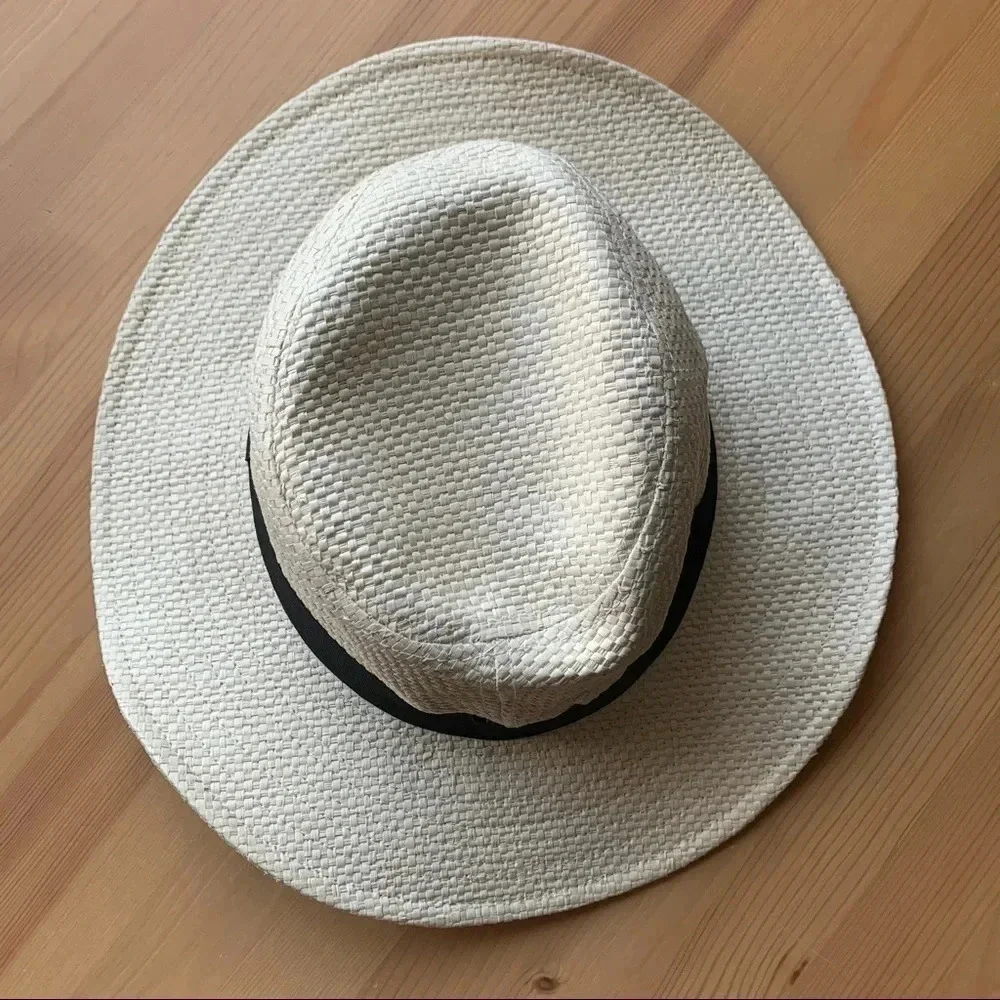 August Hats new tag